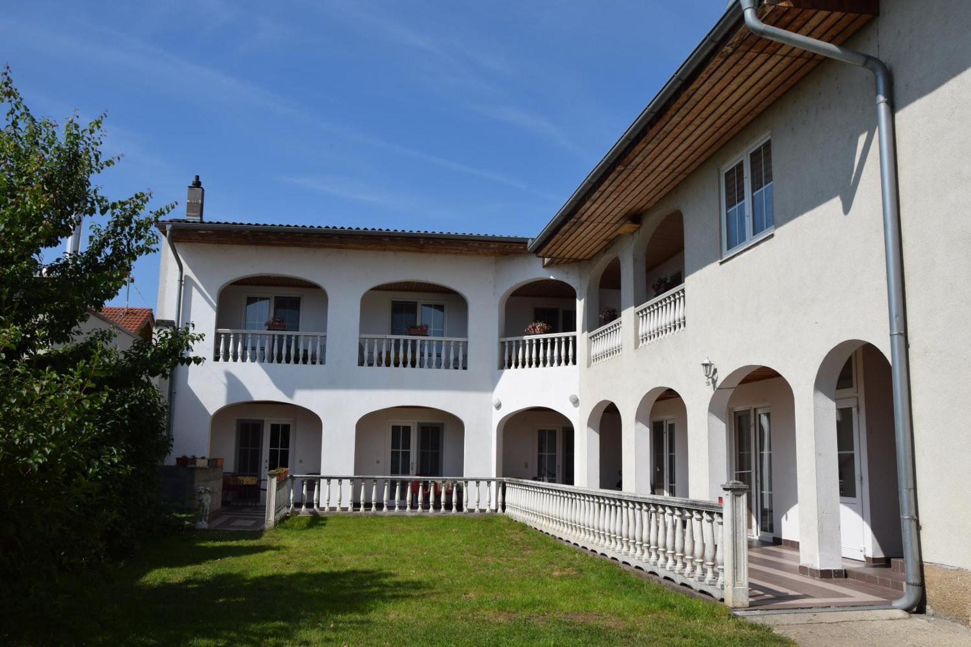 Appartmenthaus Rosenhof 포돌스돌프앰씨 외부 사진